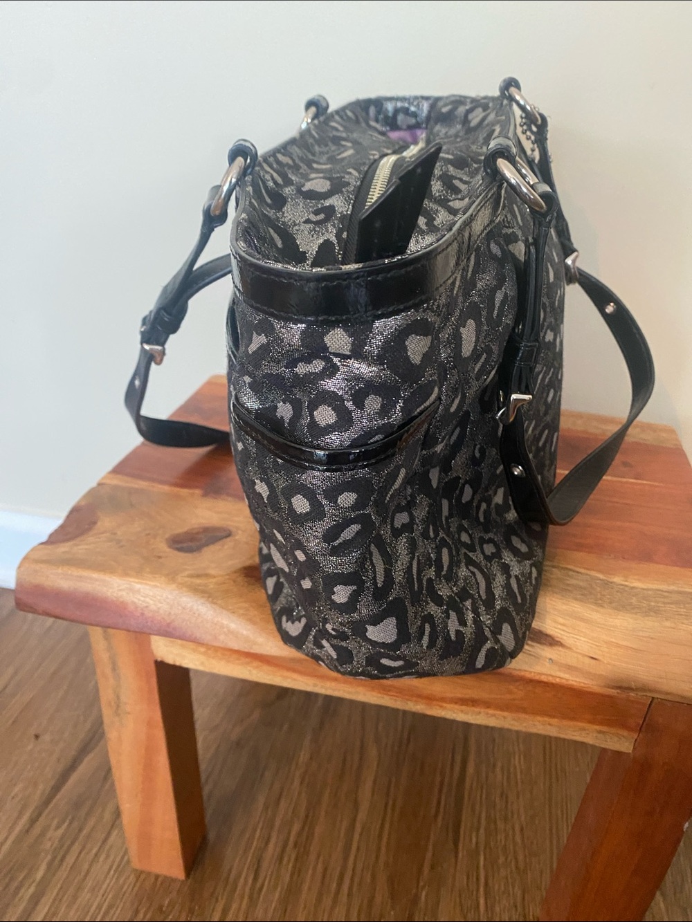 Coach Ocelot Metallic Gray Leopard Print Tote bag.F17675 - Picture 4 of 12